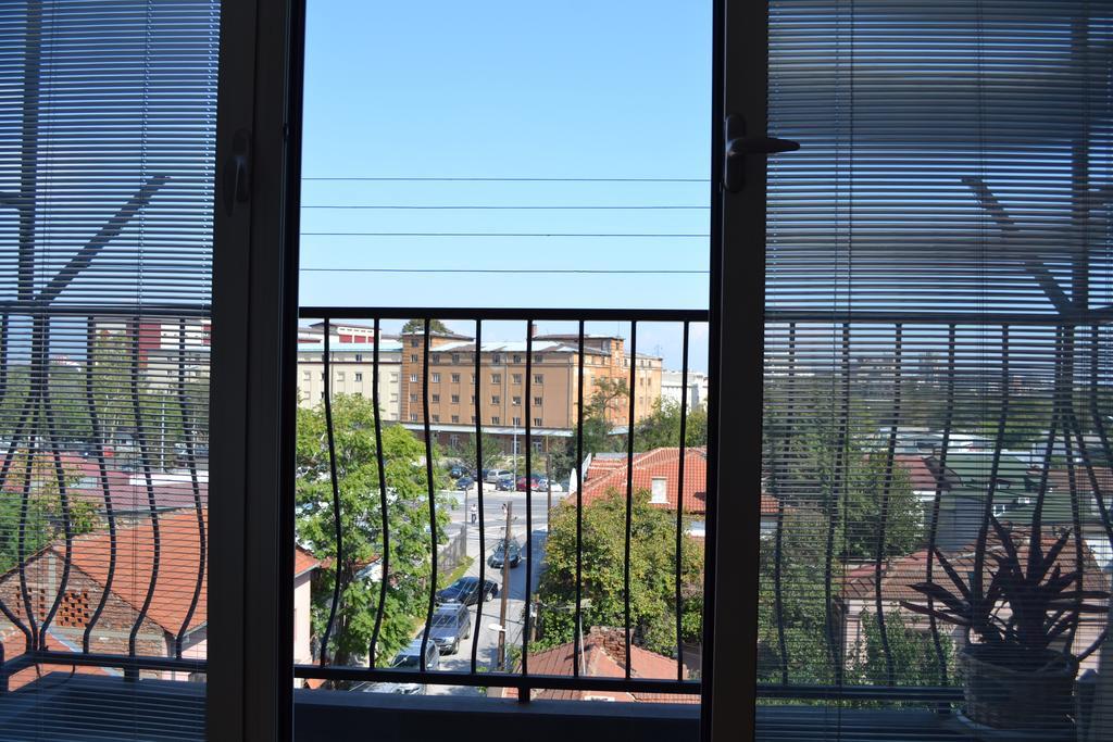 Luxury Apartment Near City Center Скопье Экстерьер фото